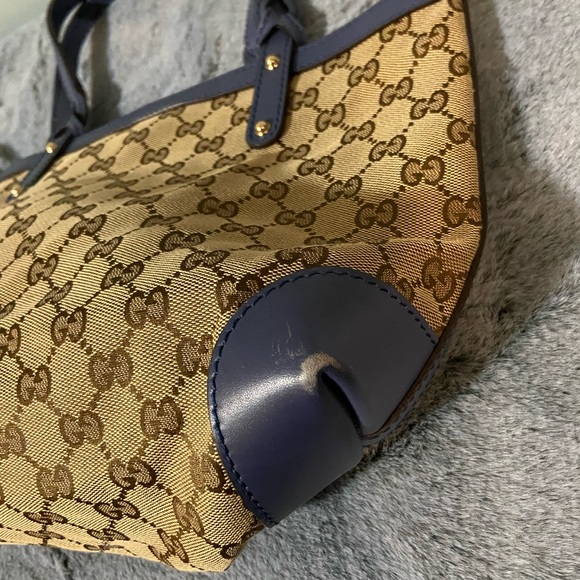 Used Authentic Gucci Small GG Craft Tote - Picture 11 of 15